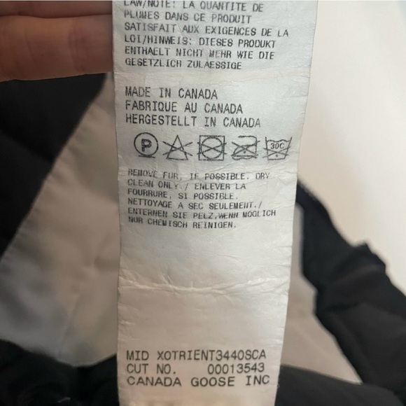 CANADA GOOSE Victoria Parka XS - Picture 16 of 17